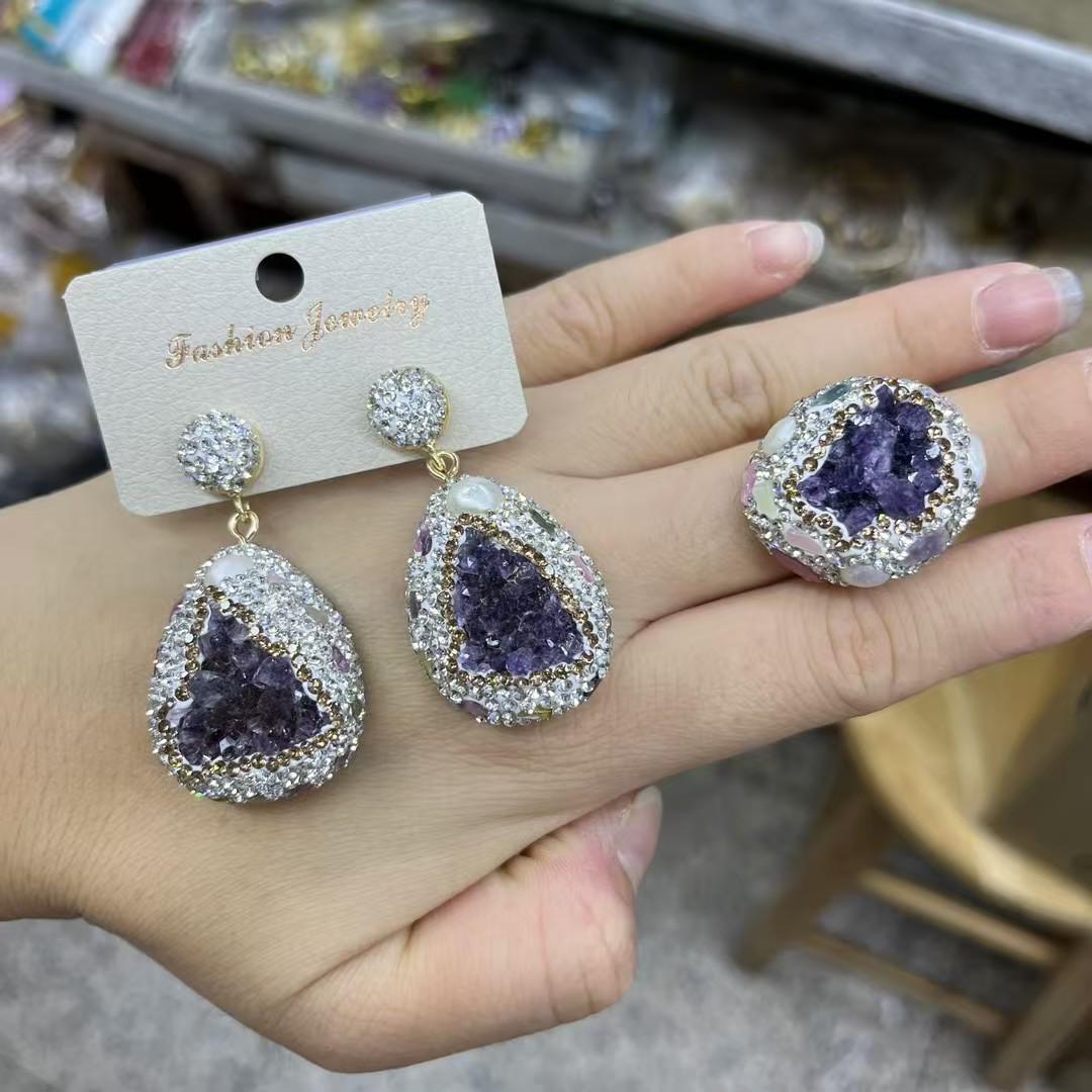 A stunning earring & ring set crafted from natural Amethyst