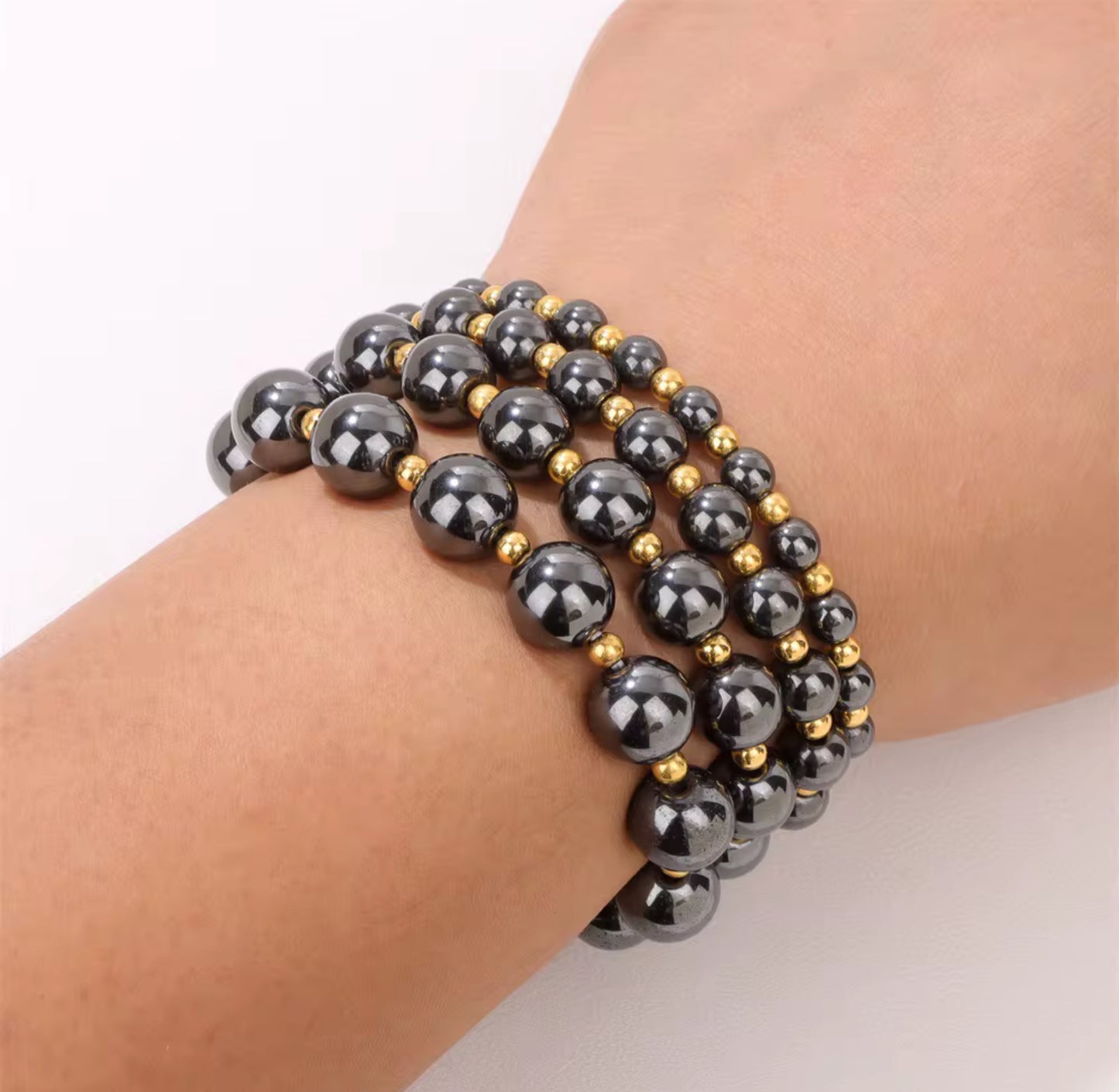 ✨🖤 Hematite & Gold Men’s Bracelet – Strength & Balance 🖤✨