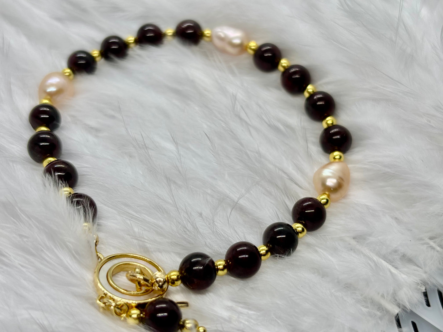 The combination of Garnet and Pearl