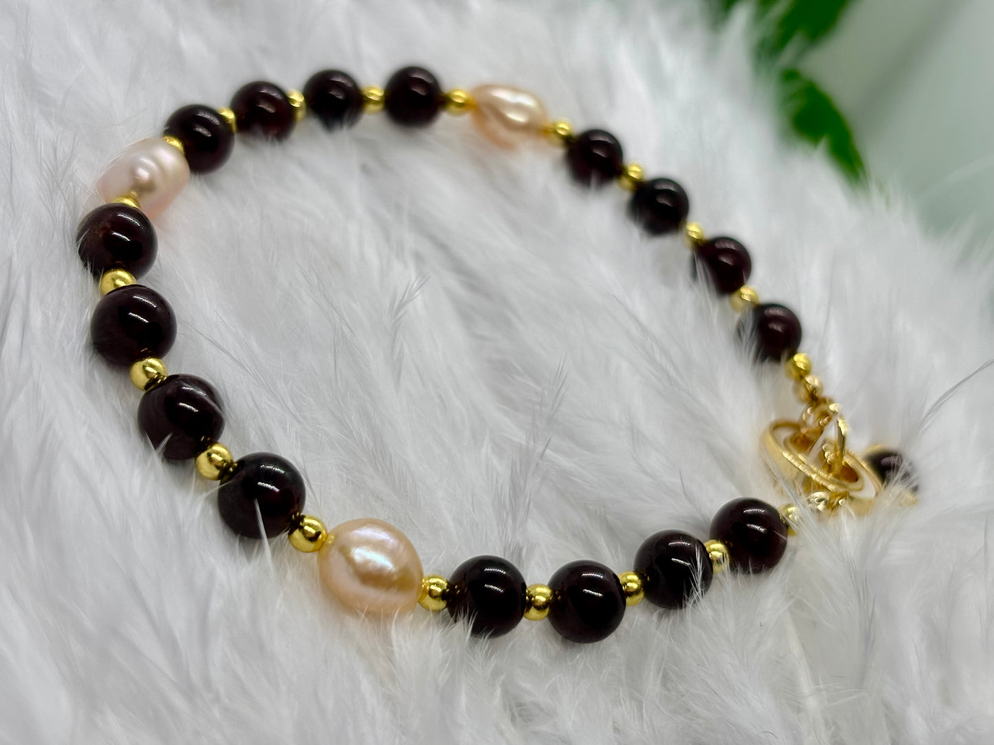 The combination of Garnet and Pearl