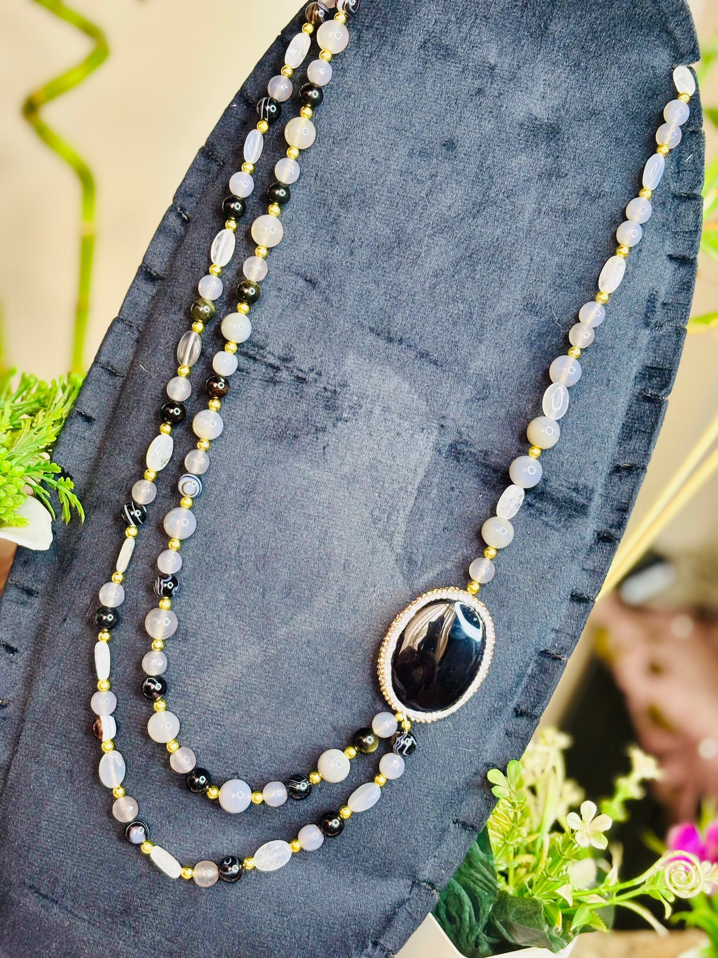 Black Aura Necklace | طاقة الحماية والهدوء
