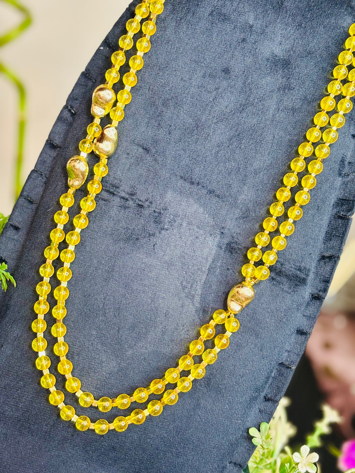 Golden Aura Necklace – طاقة الإشراق، الجذب، والبهجة