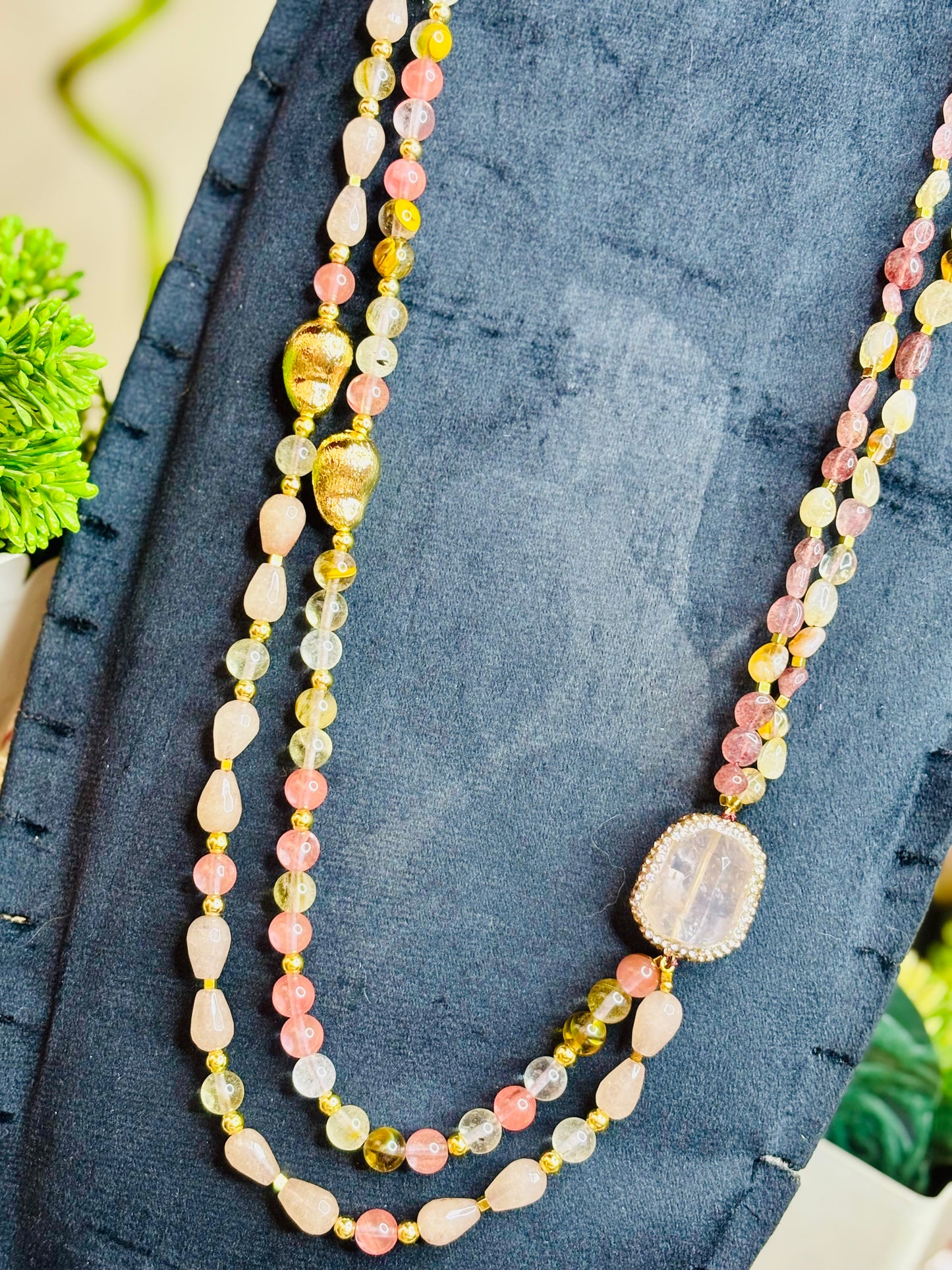 Luminous Grace Necklace – صفاء، أنوثة، وإشراقة ناعمة