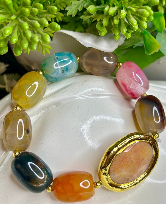 Golden Flow Bracelet – Multicolor Natural Agate with Gold Centerpiece